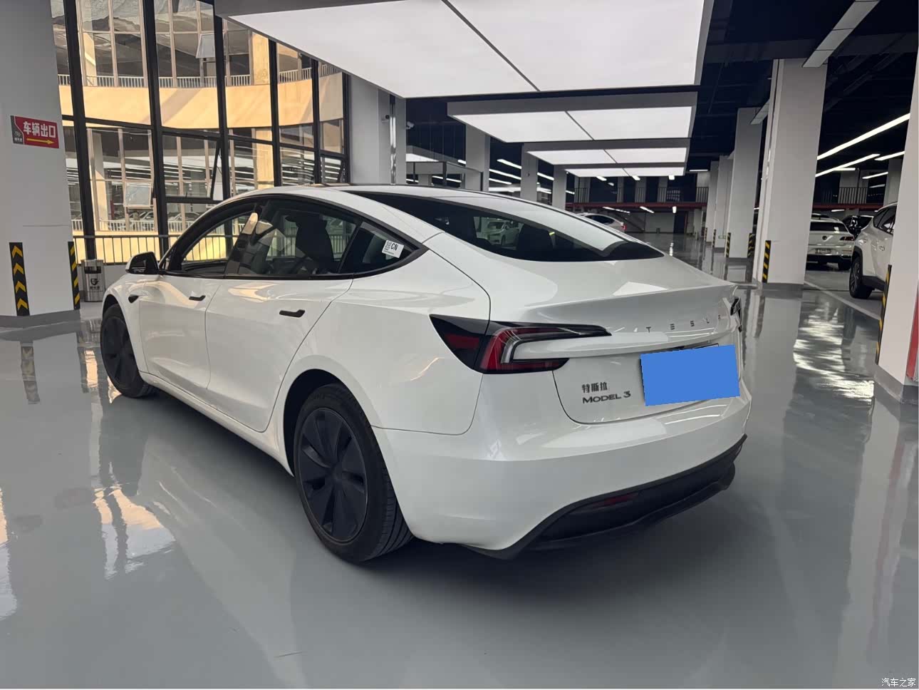 Tesla Model 3, 2024 16