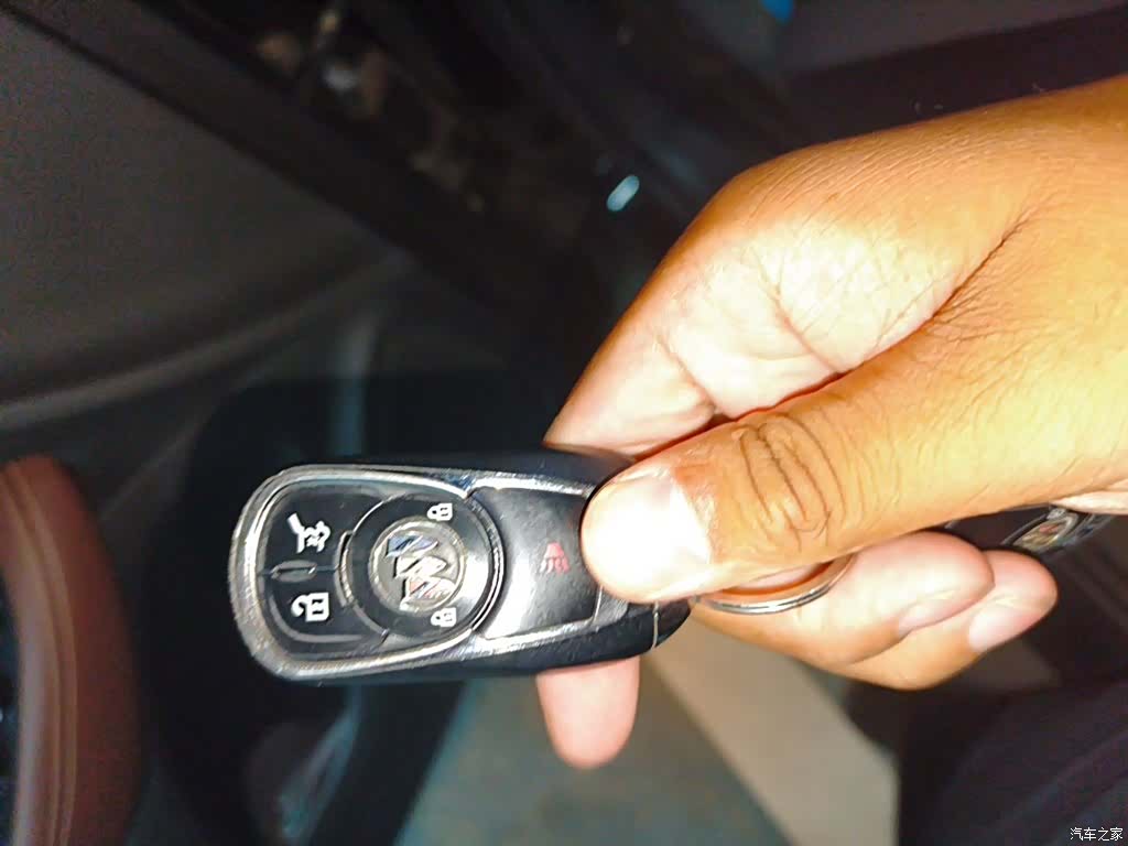 Buick Envision Plus, 2020 9