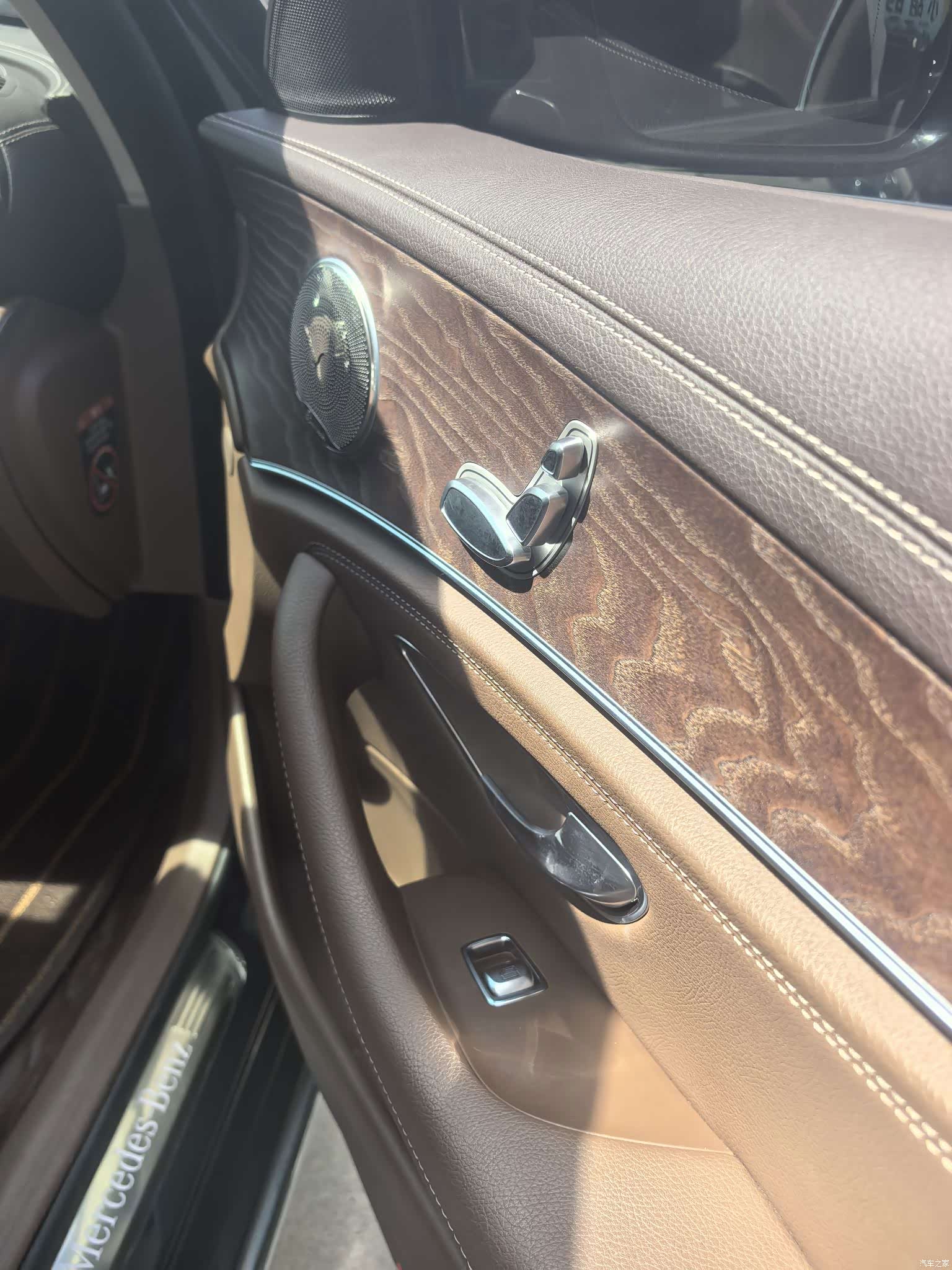 Mercedes-Benz E-Class, 2020 14
