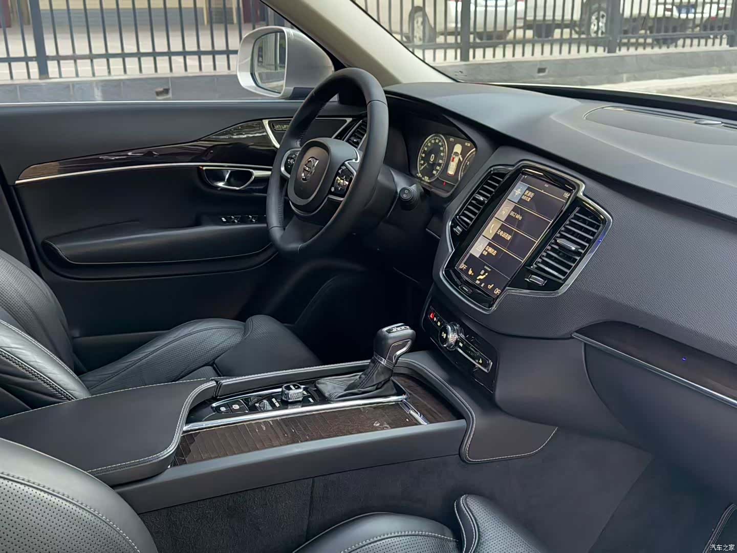 Volvo XC90, 2016 9