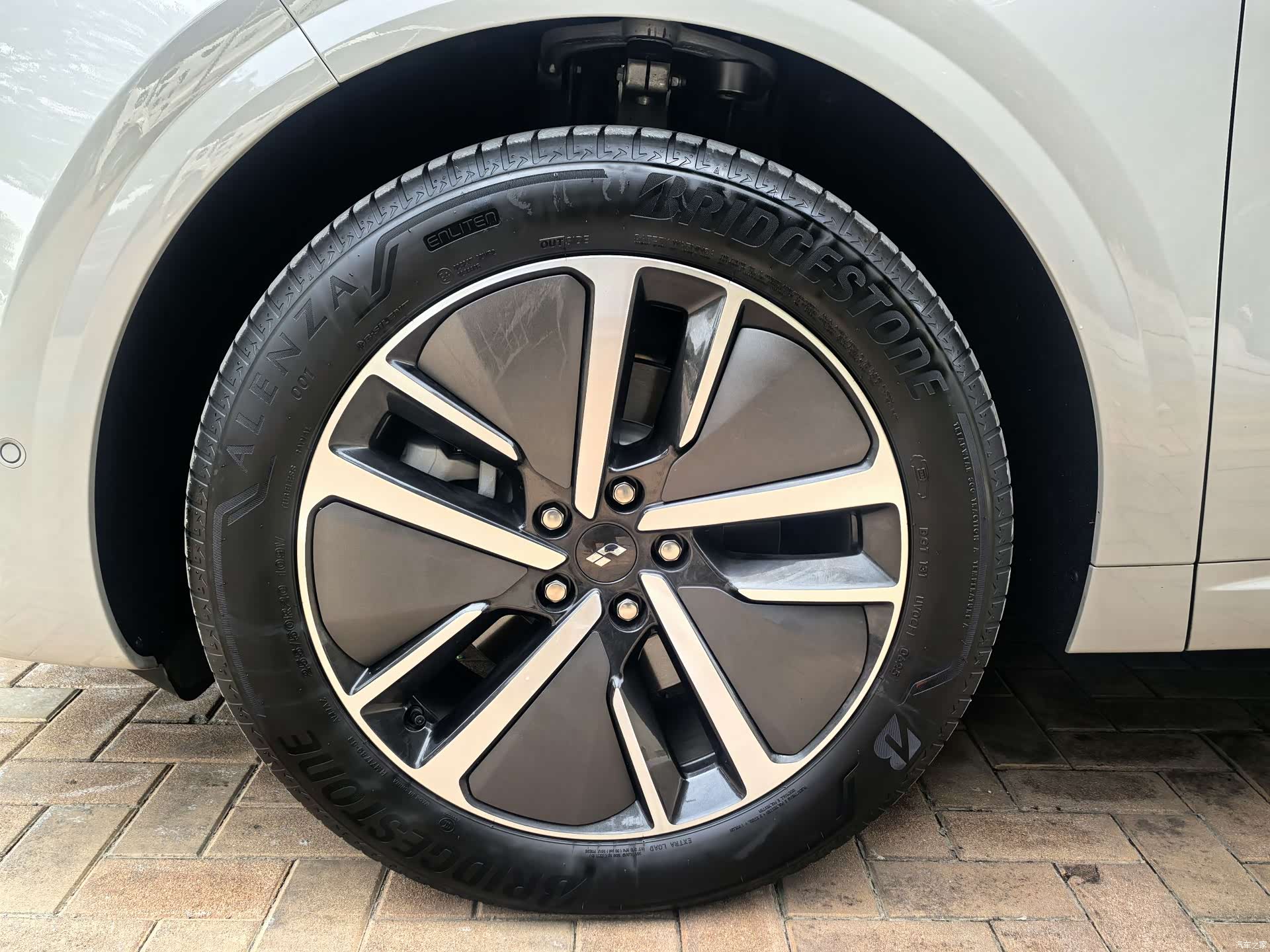 Li Auto L6, 2025 10