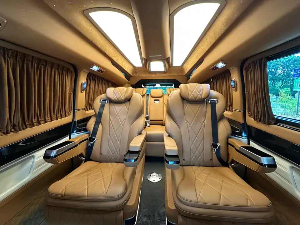 Mercedes-Benz V-class