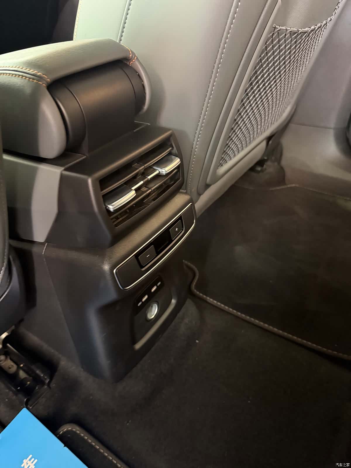Audi Q4 e-tron, 2024 10