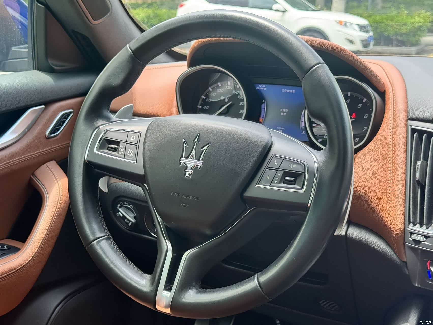 Maserati Levante, 2020 7