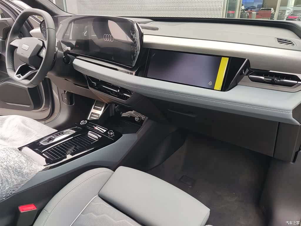 Audi e-tron, 2026 8