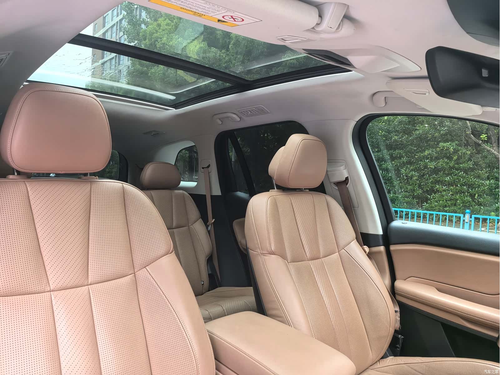 NIO ES8, 2019 16