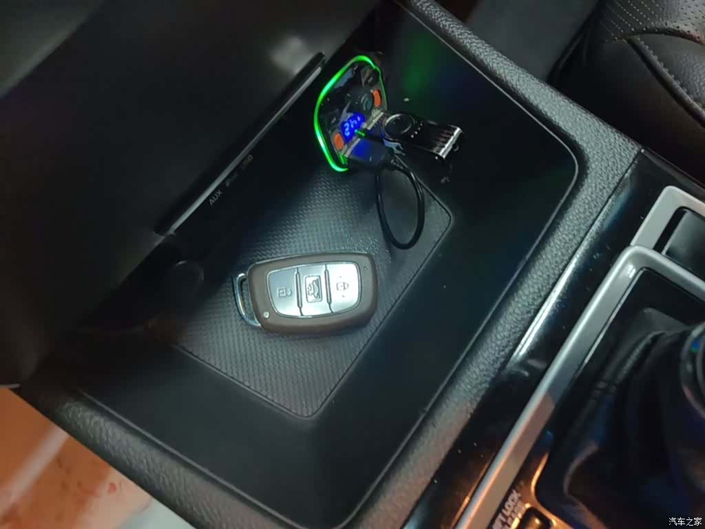 Hyundai GLS, 2016 9