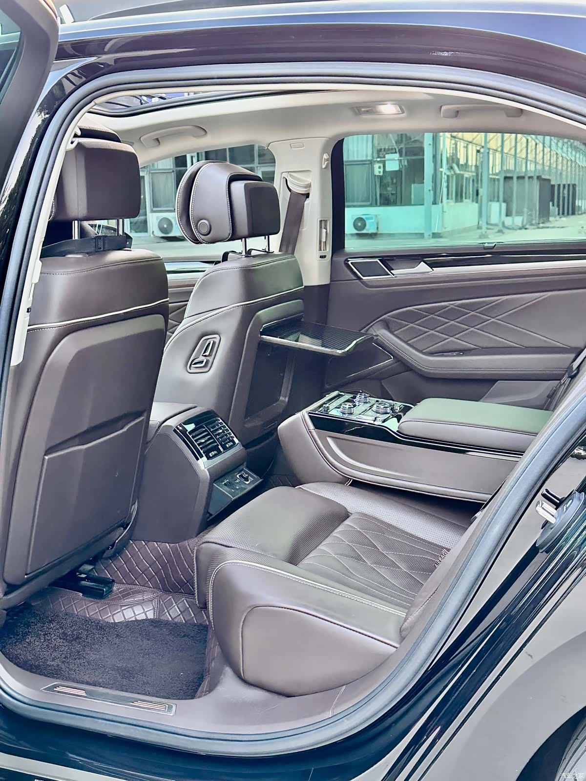 Volkswagen Phideon, 2023 6