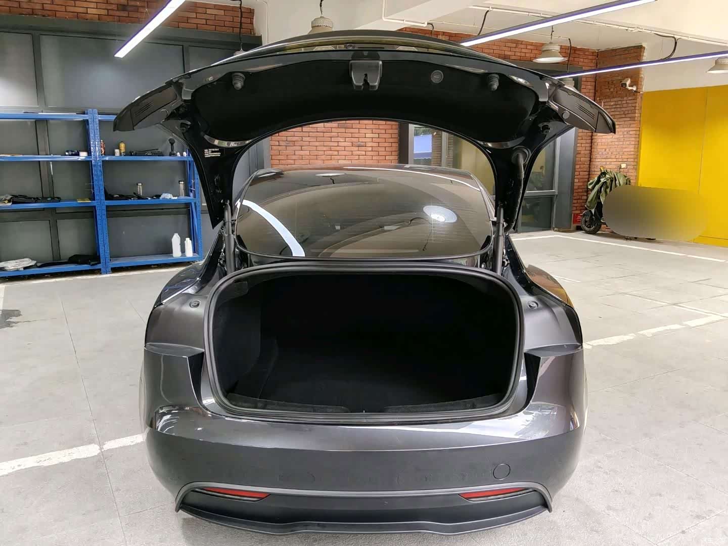 Tesla Model 3, 2024 20