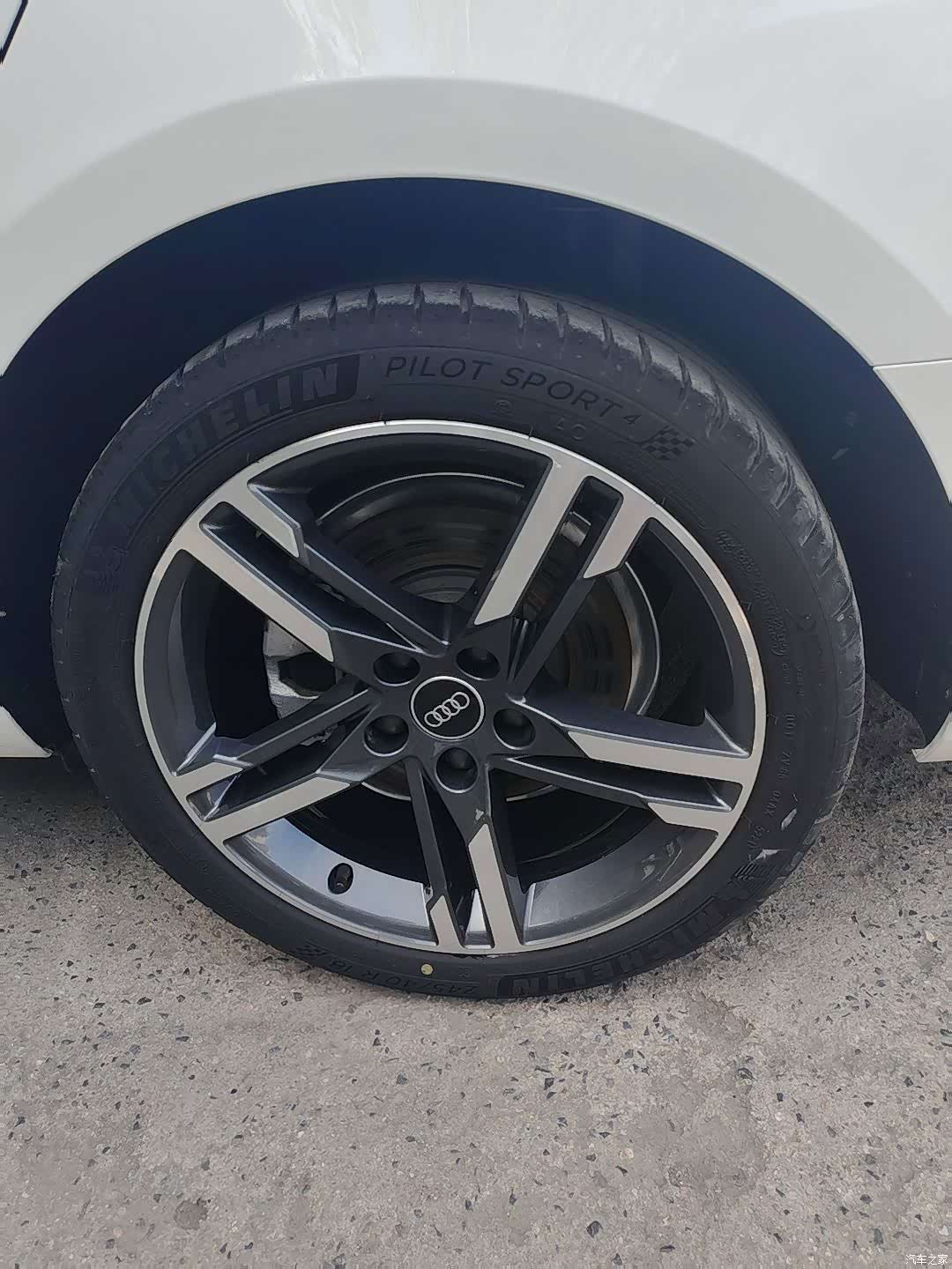 Audi A4L, 2022 6