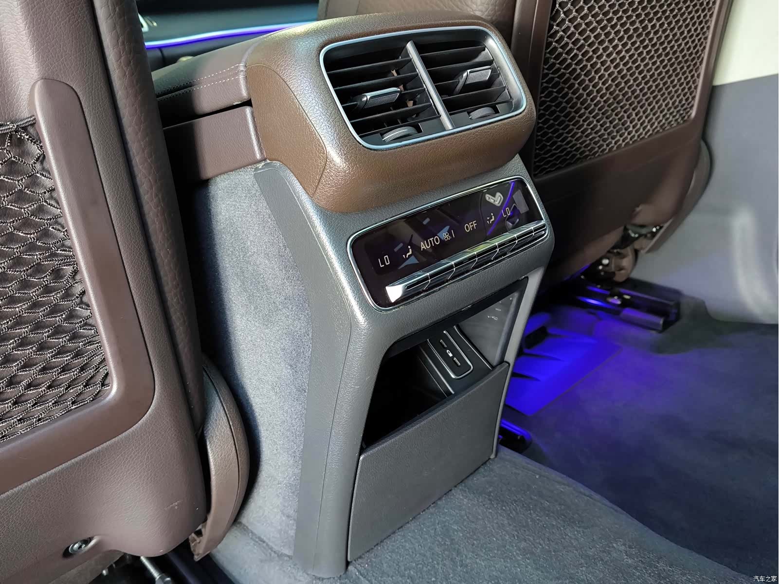 Mercedes-Benz GLS, 2021 25