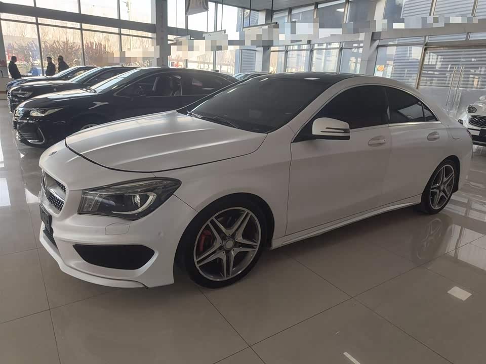 Mercedes-Benz CLA