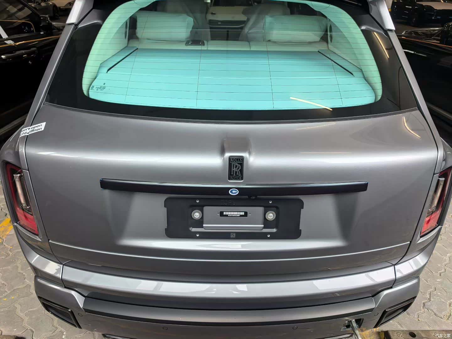 Rolls-Royce Cullinan, 2026 все фото