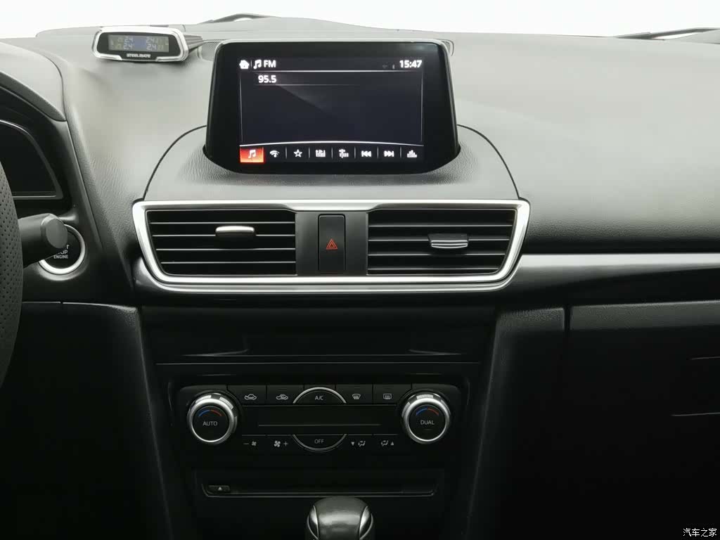 Mazda Mazda3, 2018 12
