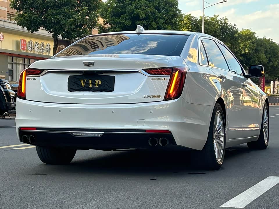 Cadillac CT6