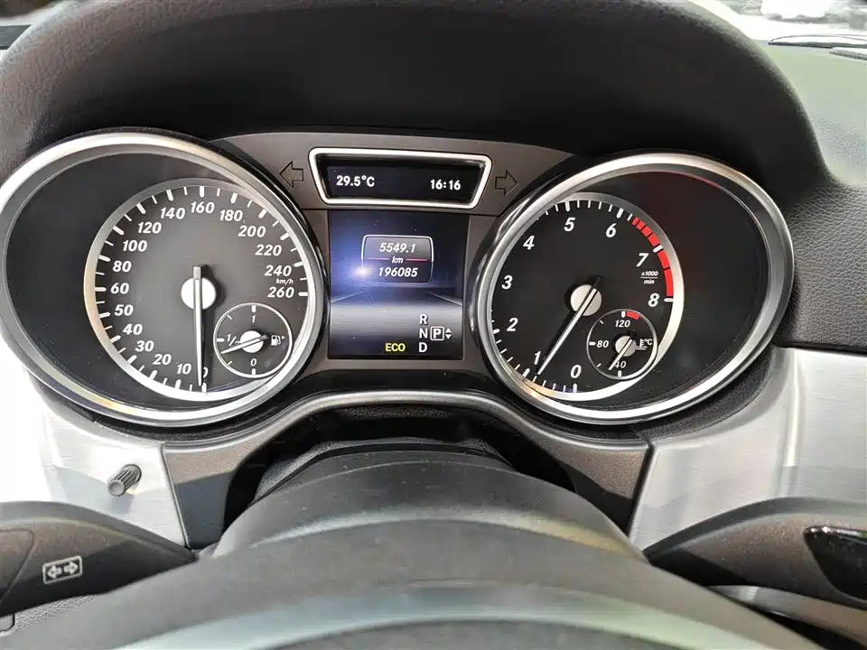 Mercedes-Benz M class