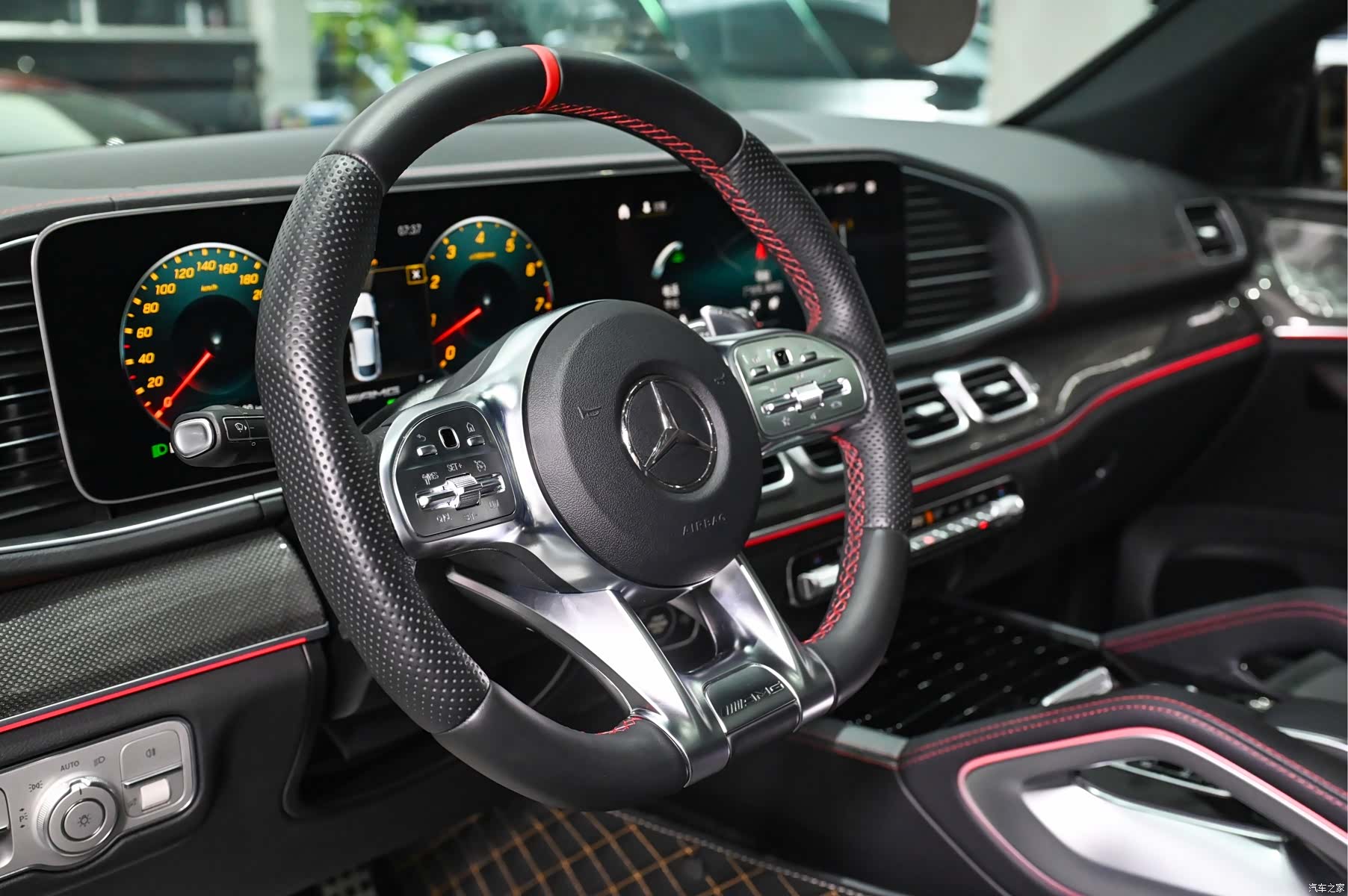 Mercedes-Benz GLE, 2022 12