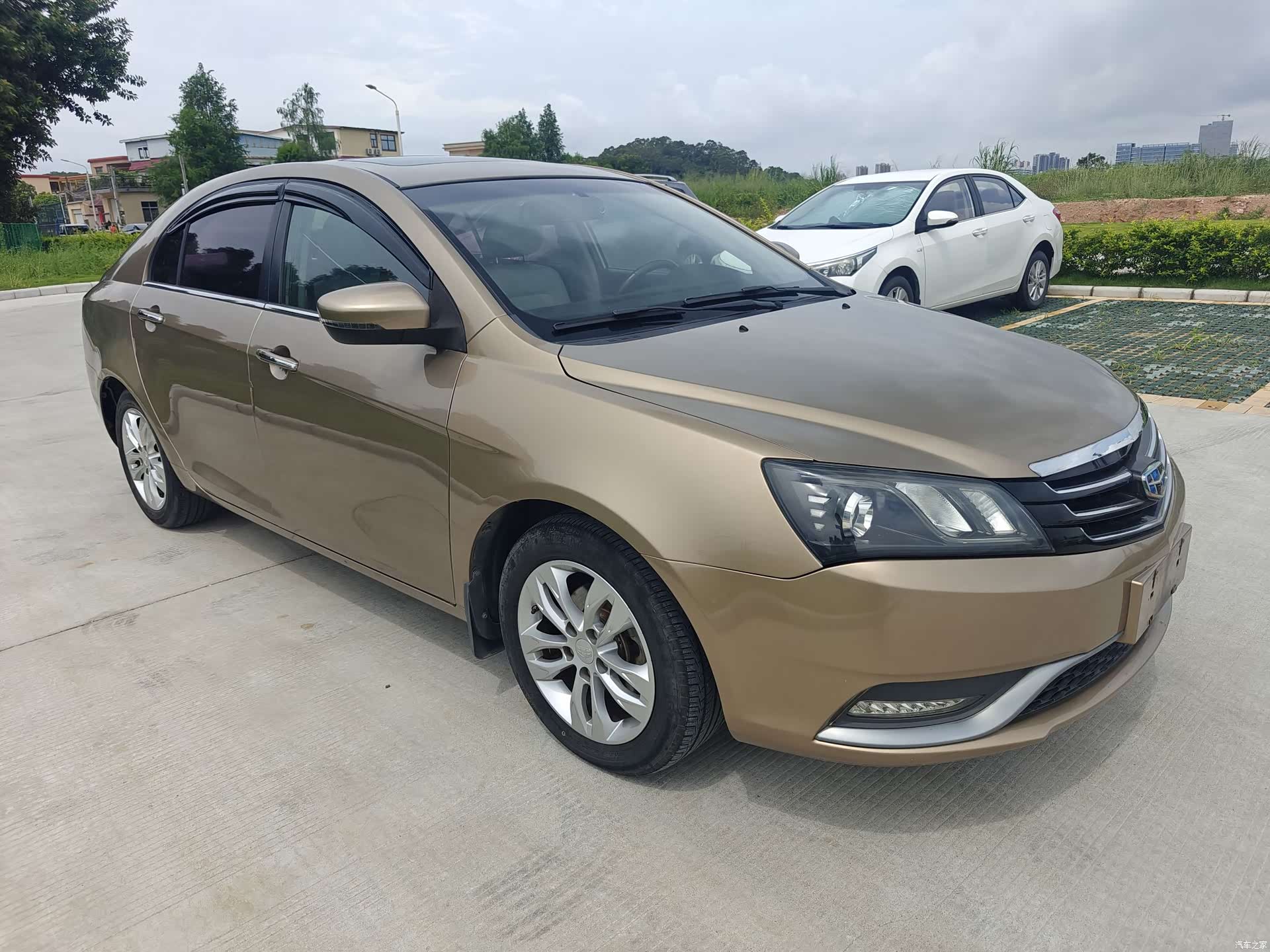 Geely Emgrand, 2015 3