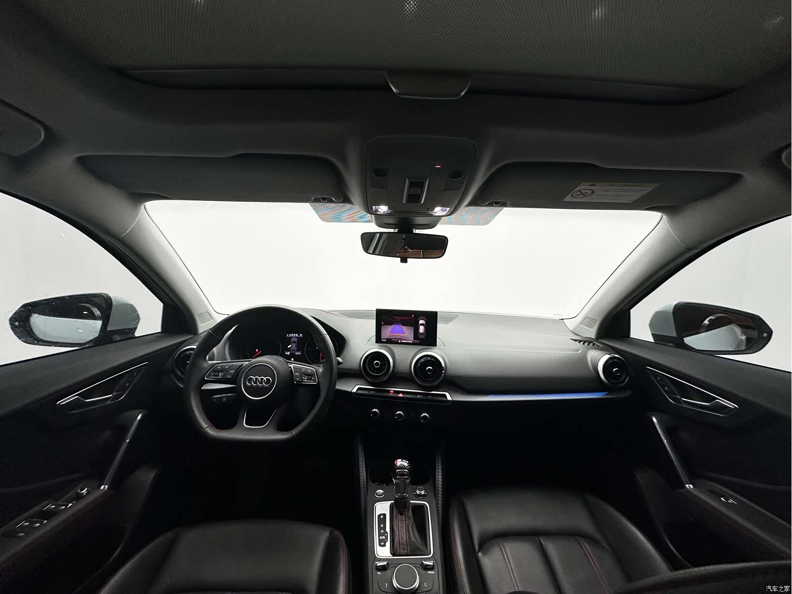 Audi Q2L, 2022 12