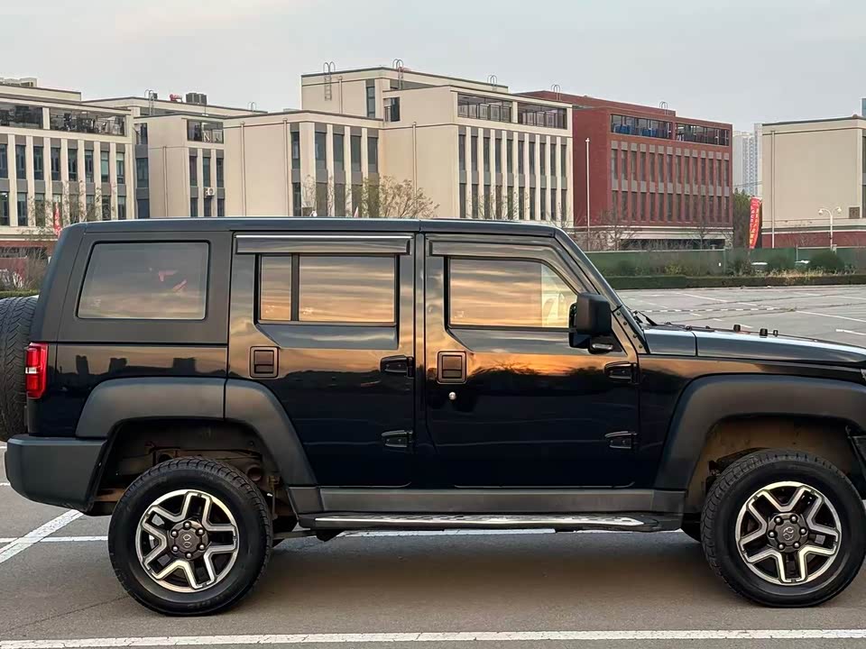 Beijing BJ40