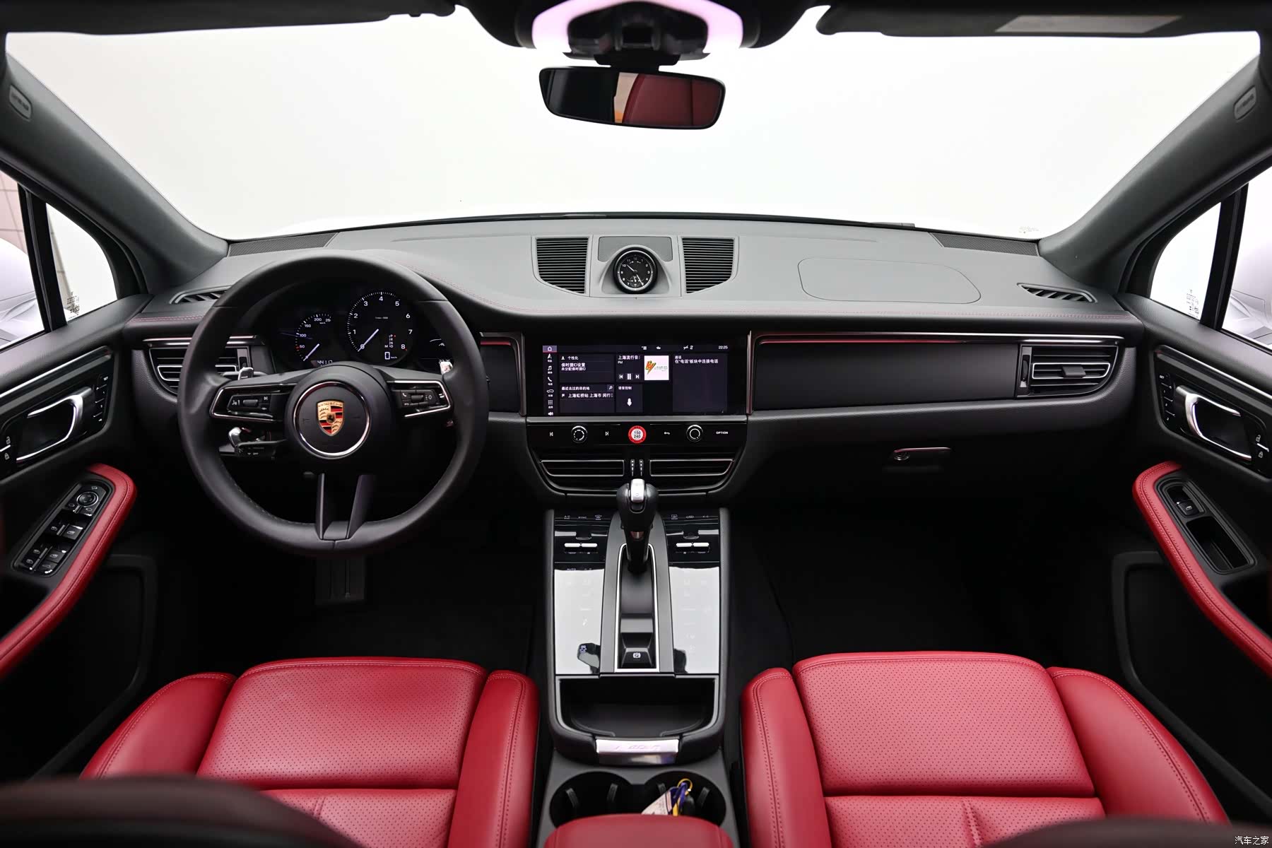 Porsche Macan, 2024 13
