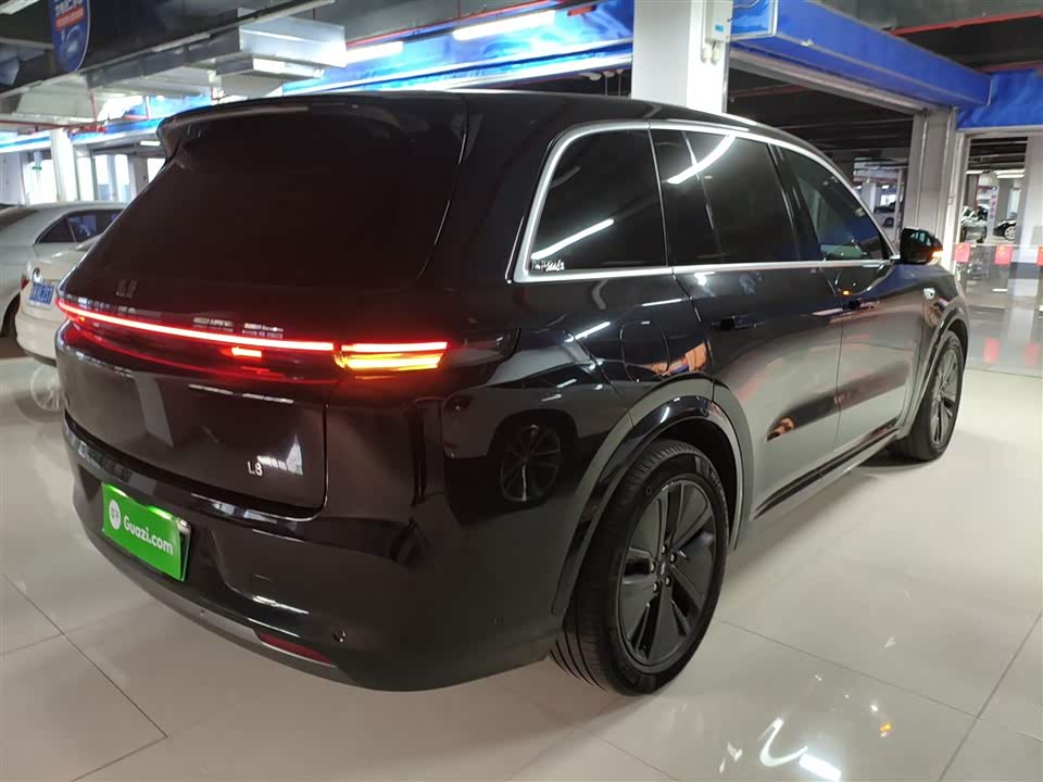 Li Auto Ideal L8