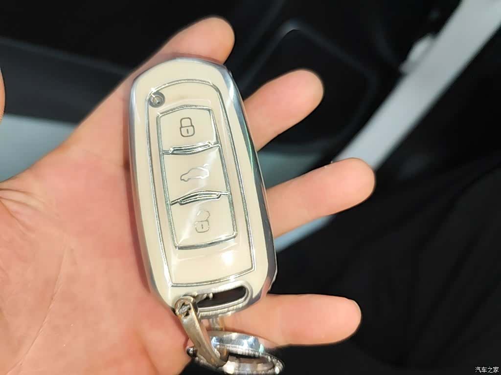 Geely X6, 2016 9