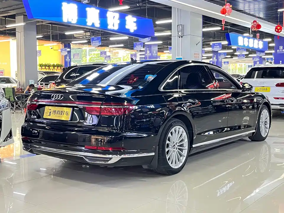 Audi A8