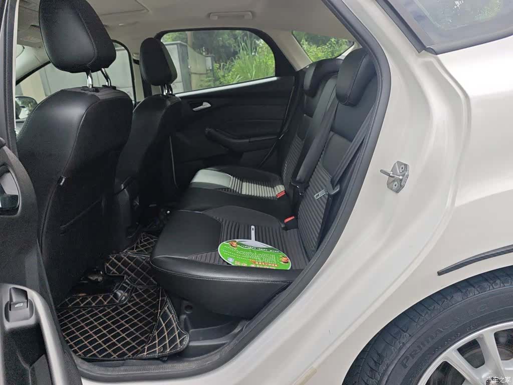 Ford Focus, 2019 14