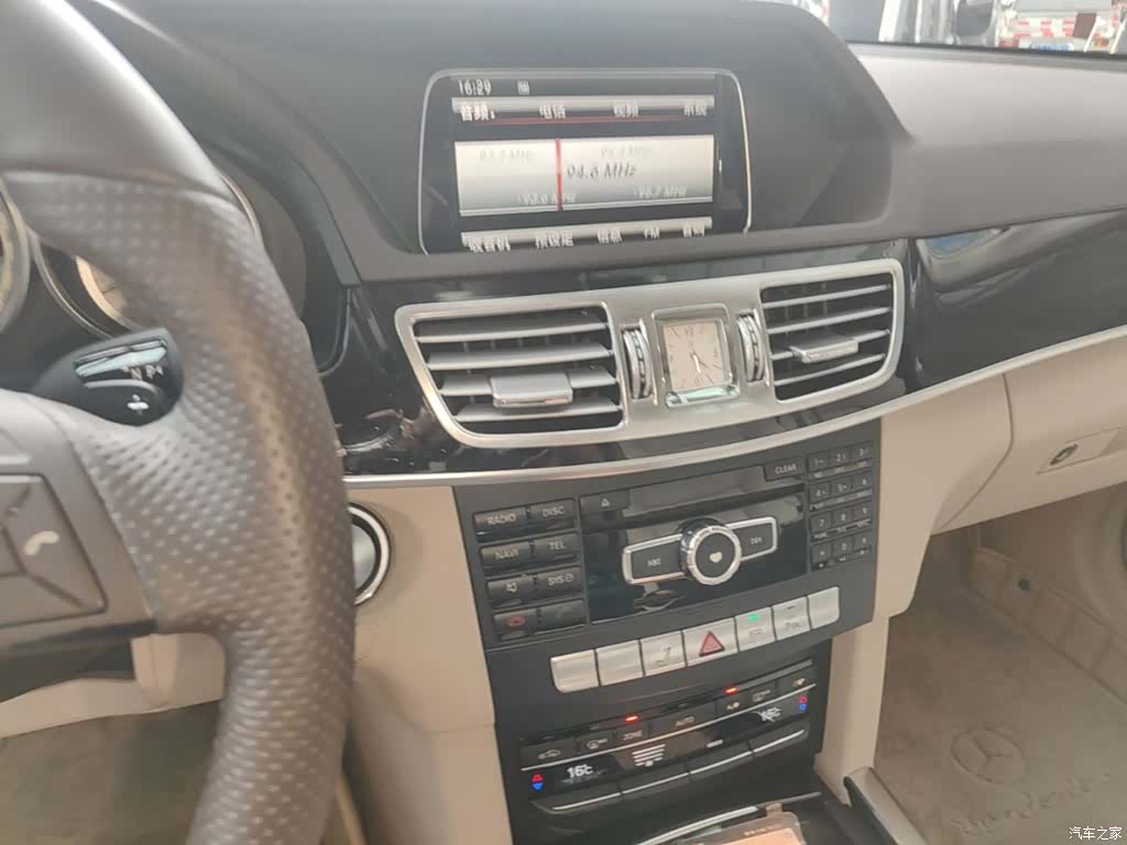 Mercedes-Benz E-Class, 2015 13