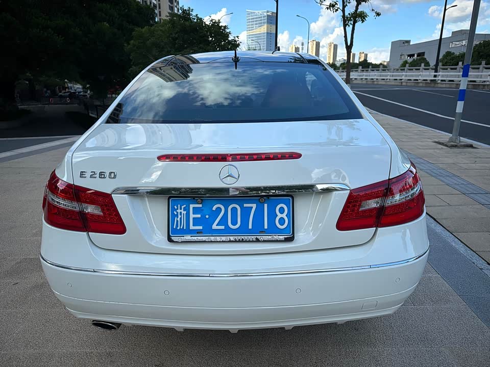 Mercedes-Benz E-class Mercedes-Benz E-class