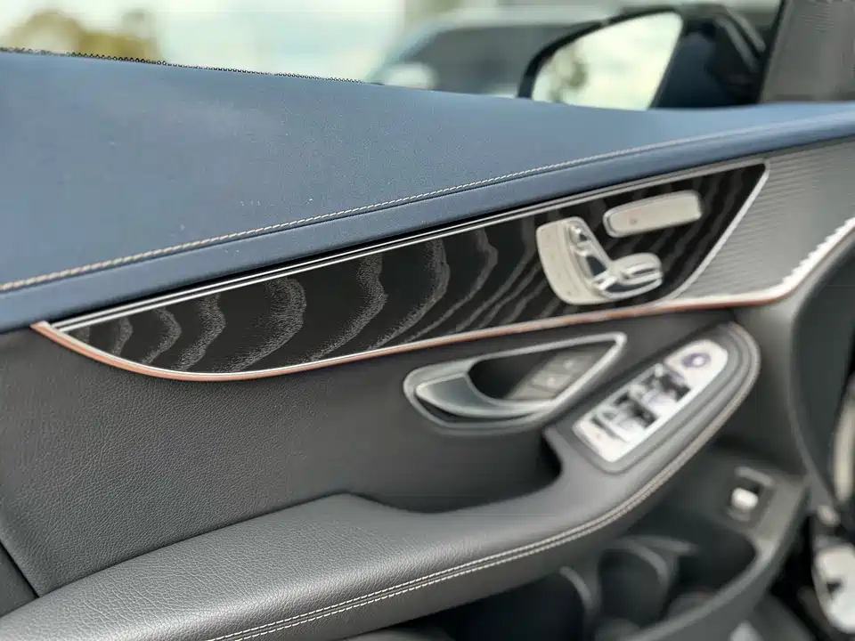 Mercedes-Benz EQC Mercedes-Benz EQC