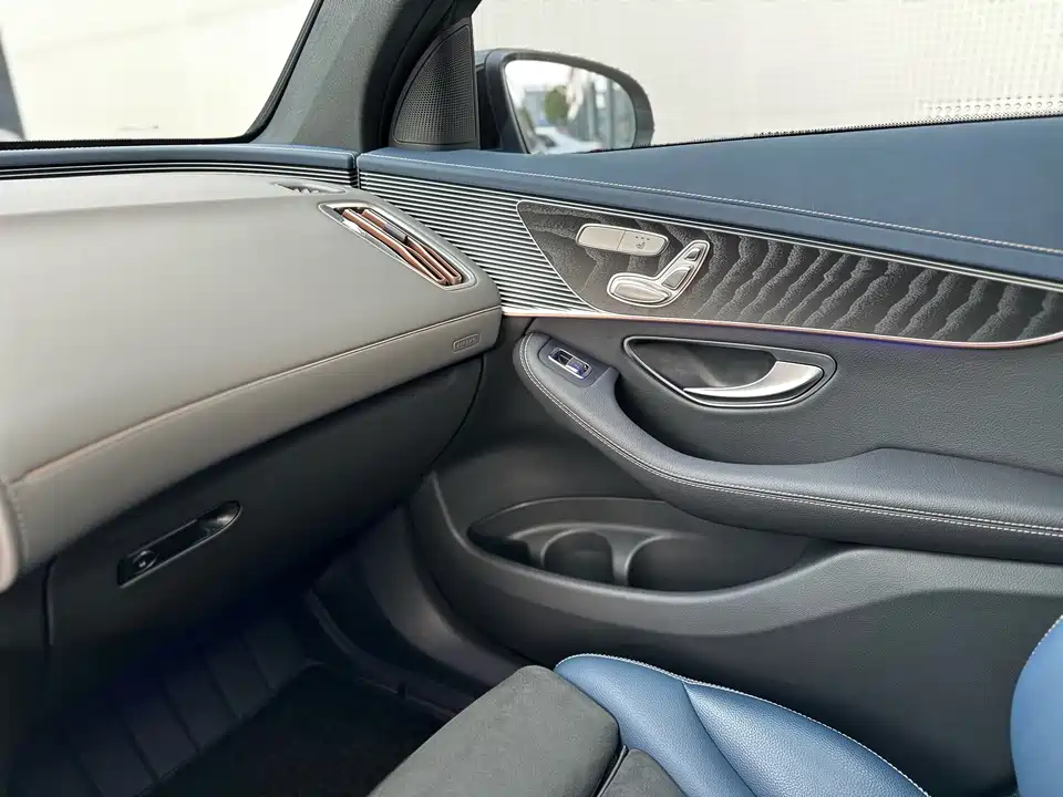 Mercedes-Benz EQC Mercedes-Benz EQC