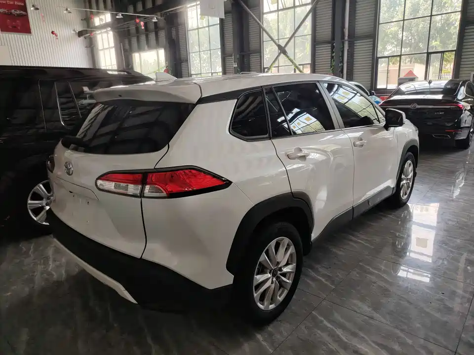 Toyota Corolla Sharp amplifier