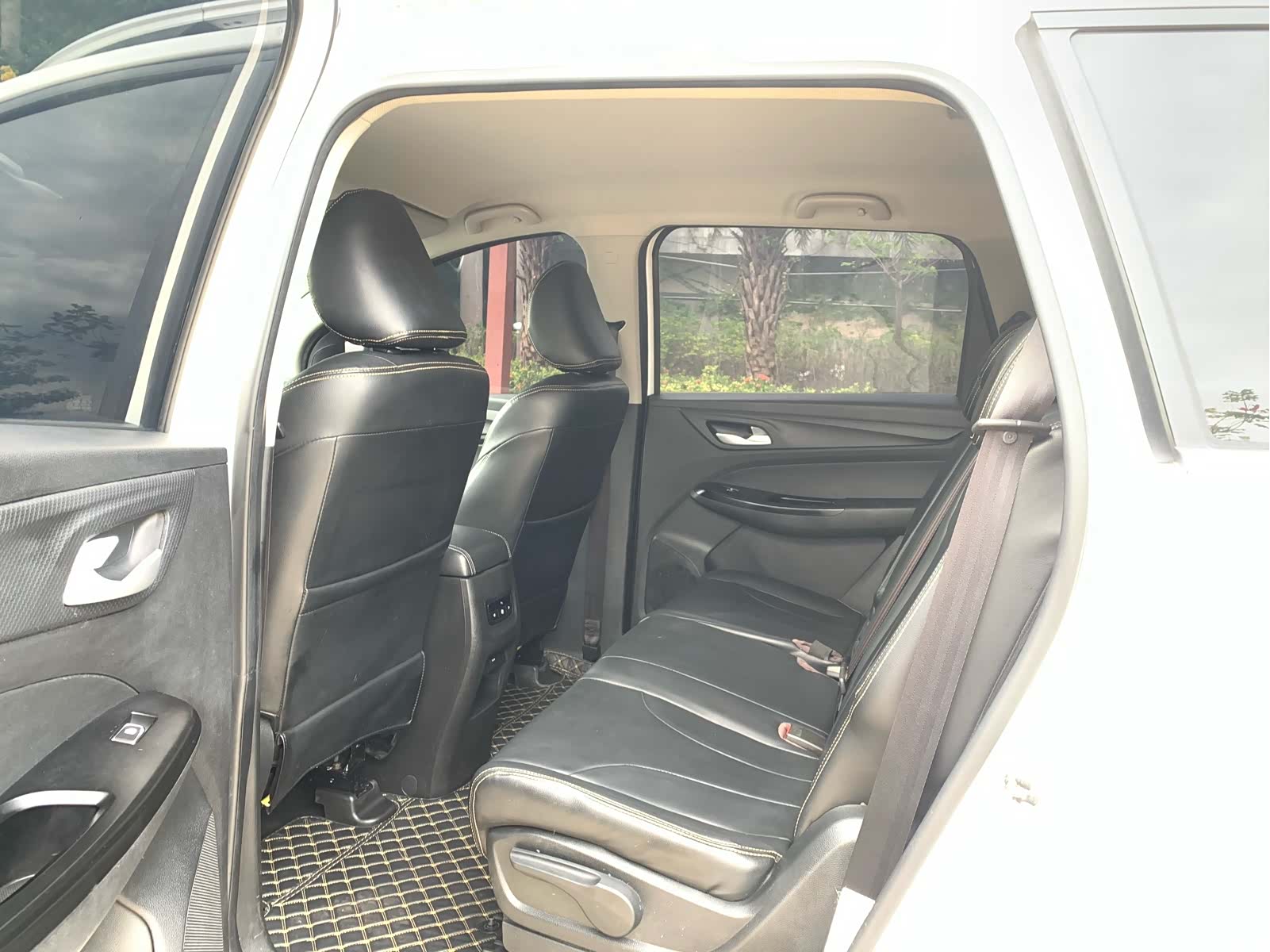 Wuling 730, 2019 9