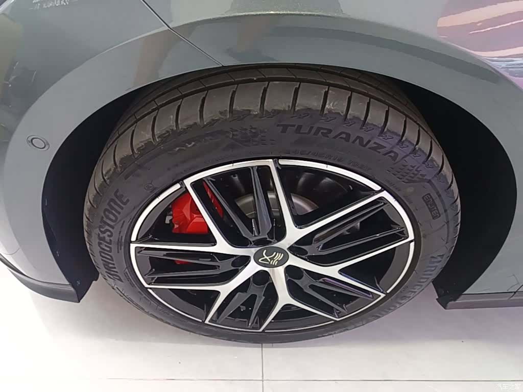BYD Han, 2025 23