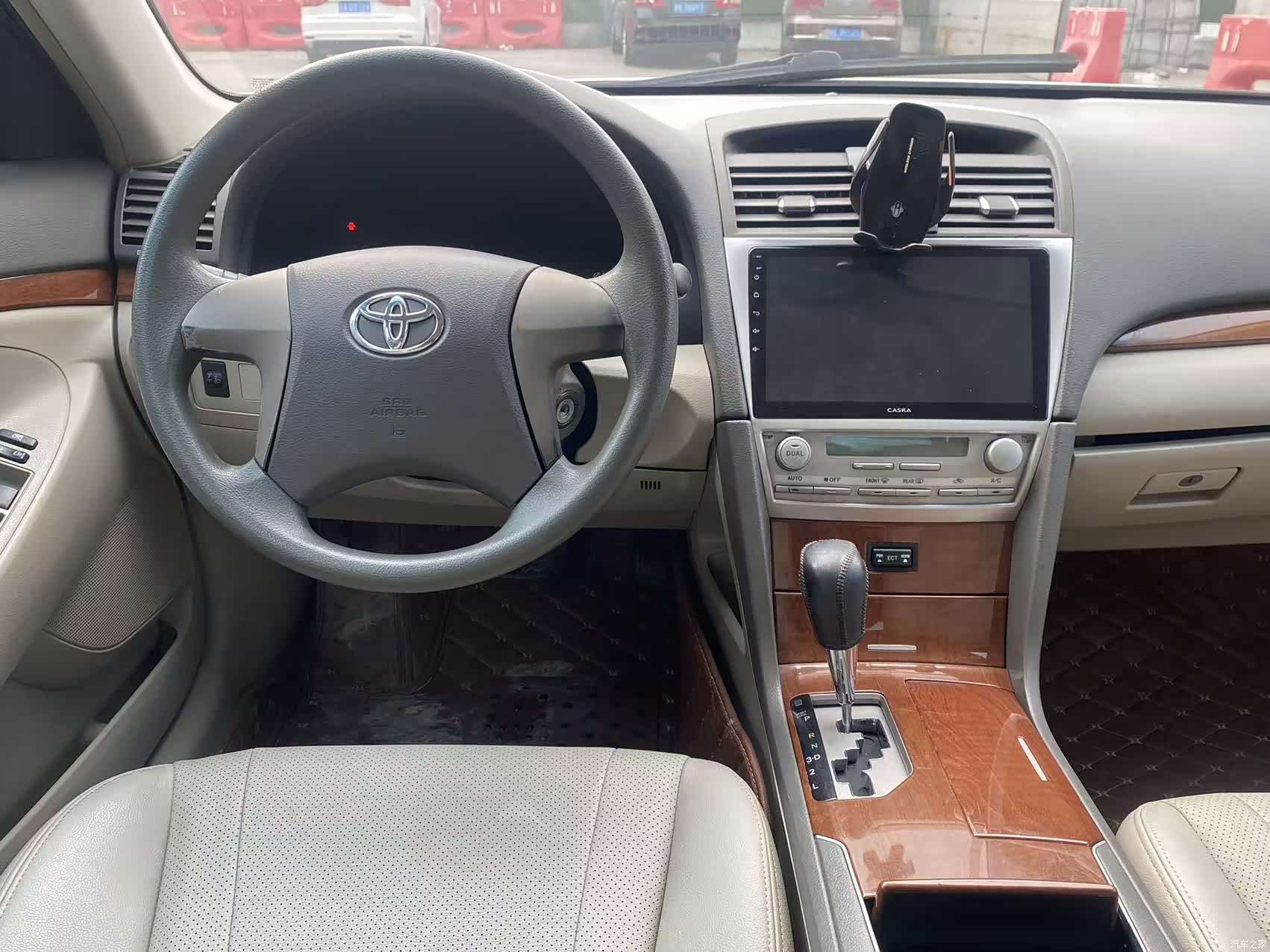 Toyota Camry, 2013 20