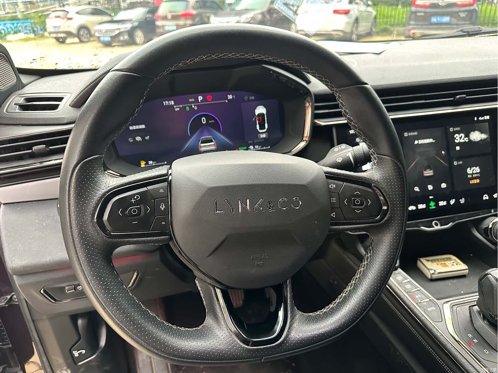 Lynk & Co 01, 2021 все фото