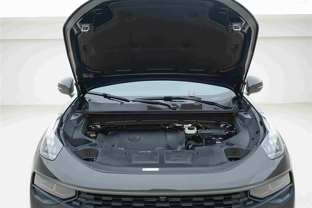 Lynk & Co 01, 2021 6