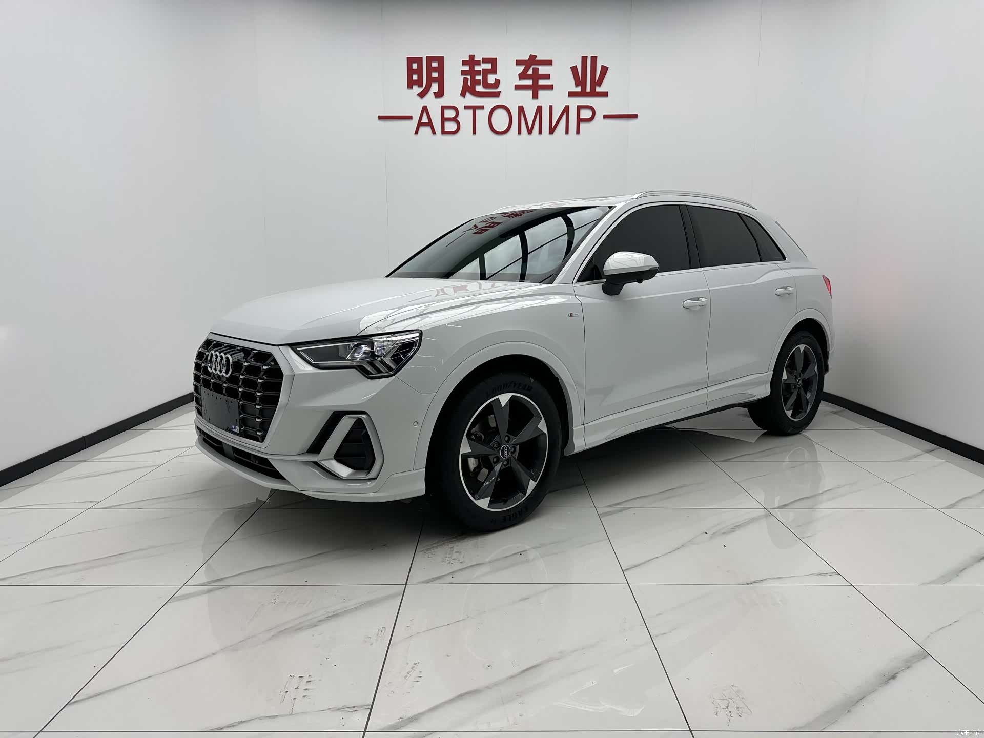 Audi Q3, 2022 1