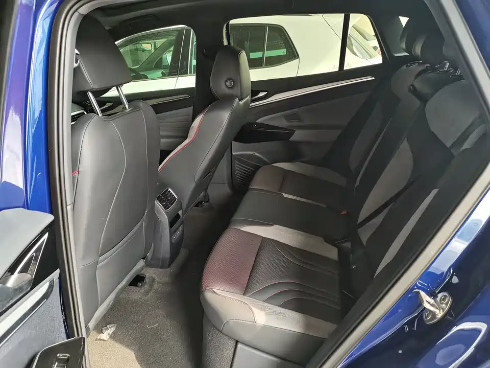 Volkswagen ID.4 CROZZ