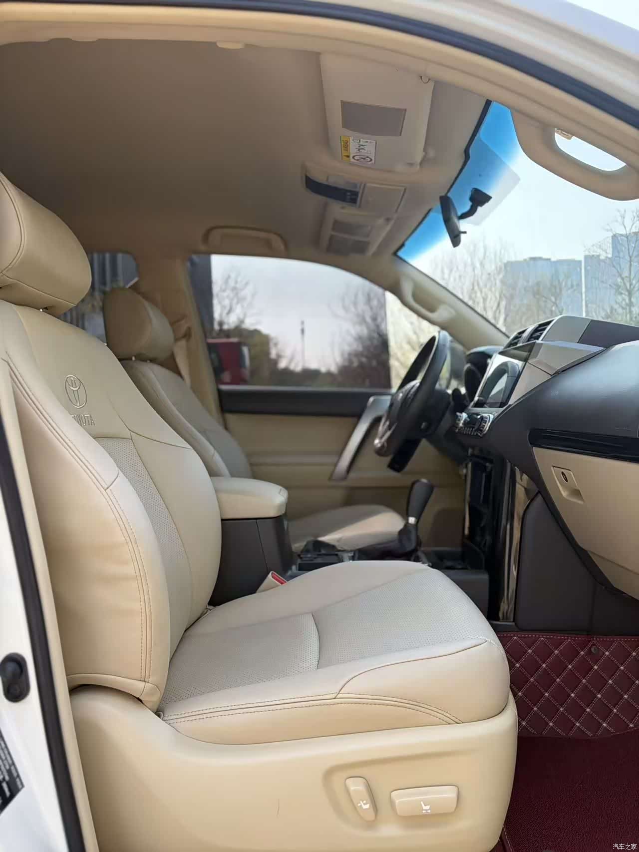 Toyota Prado, 2015 11