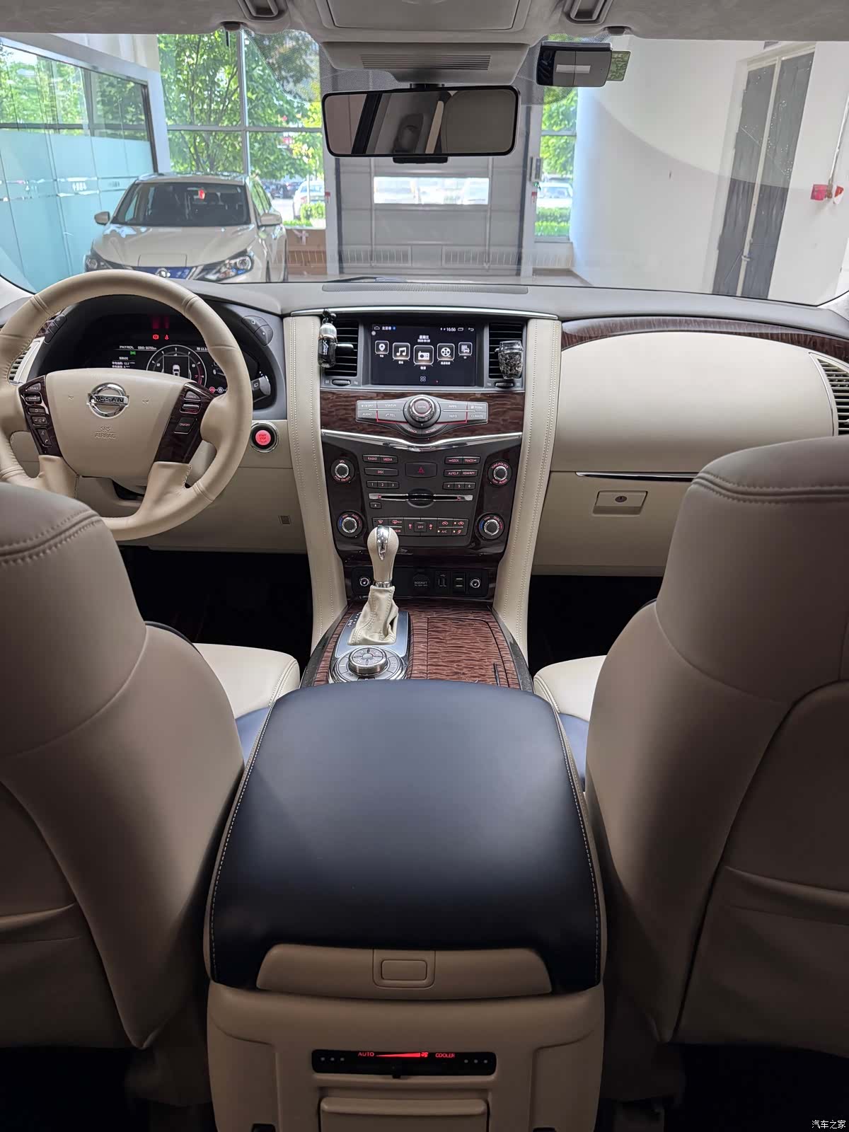 Nissan Patrol, 2020 32