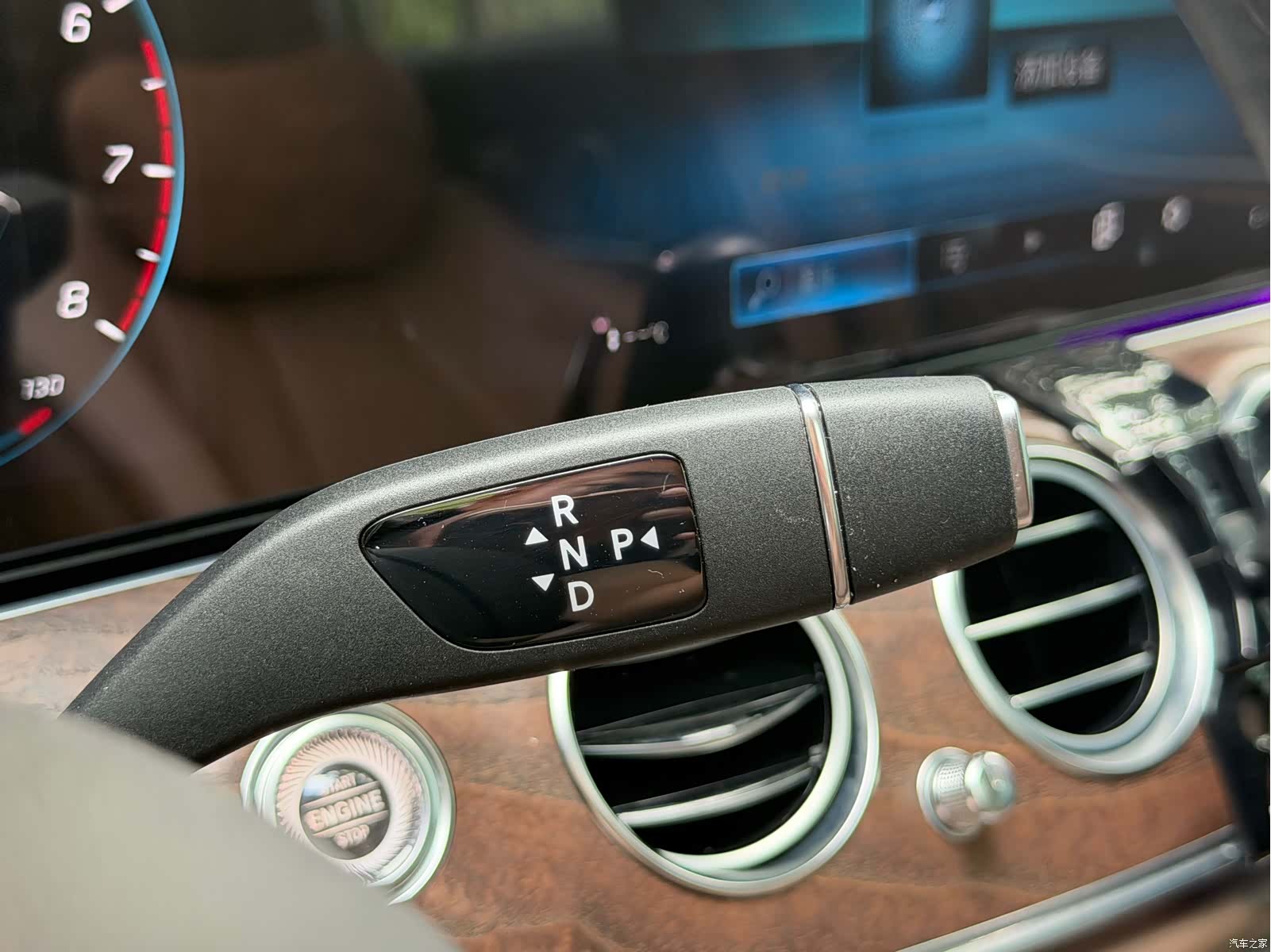 Mercedes-Benz E-Class, 2022 17