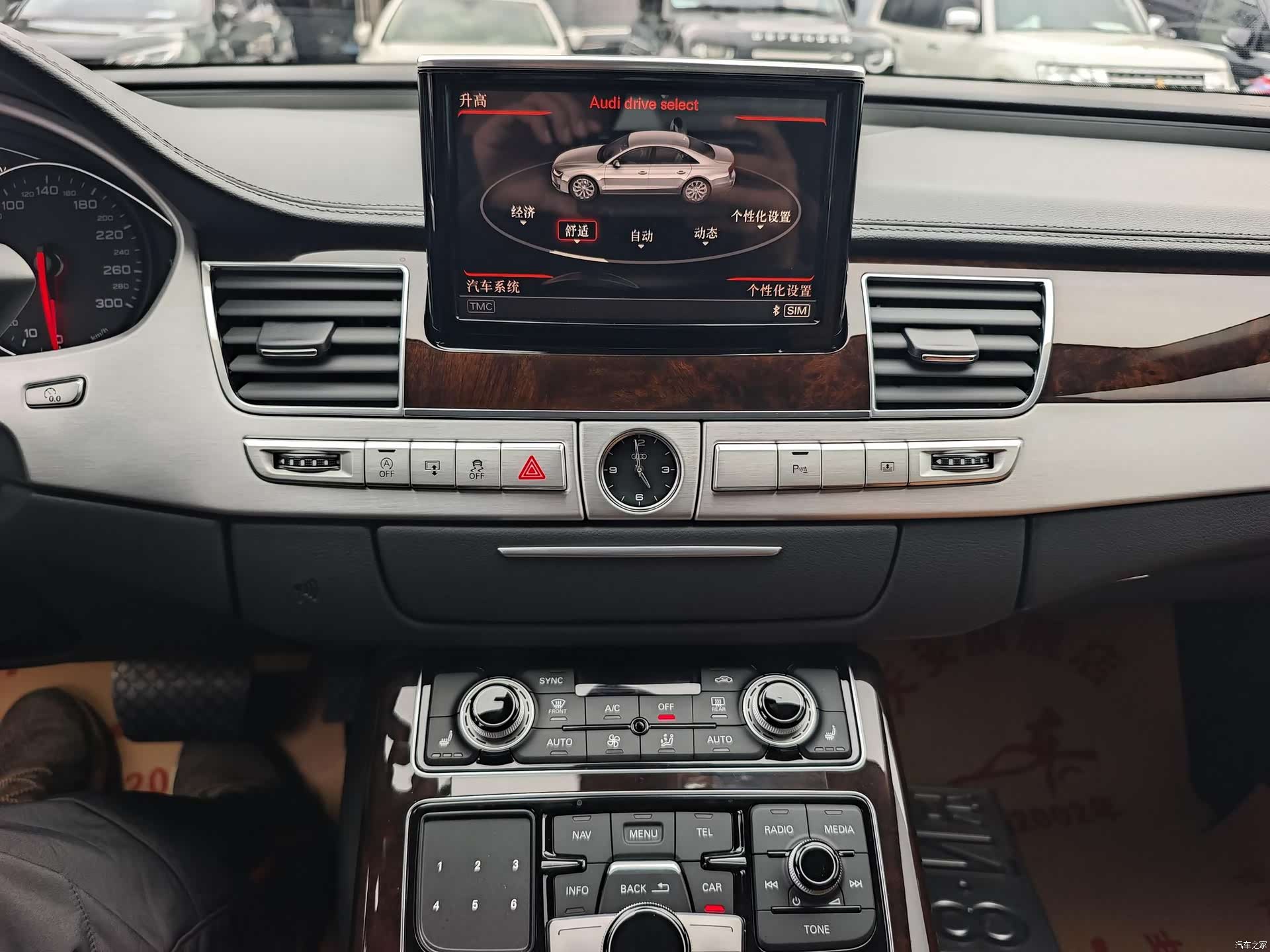 Audi A8L, 2018 12