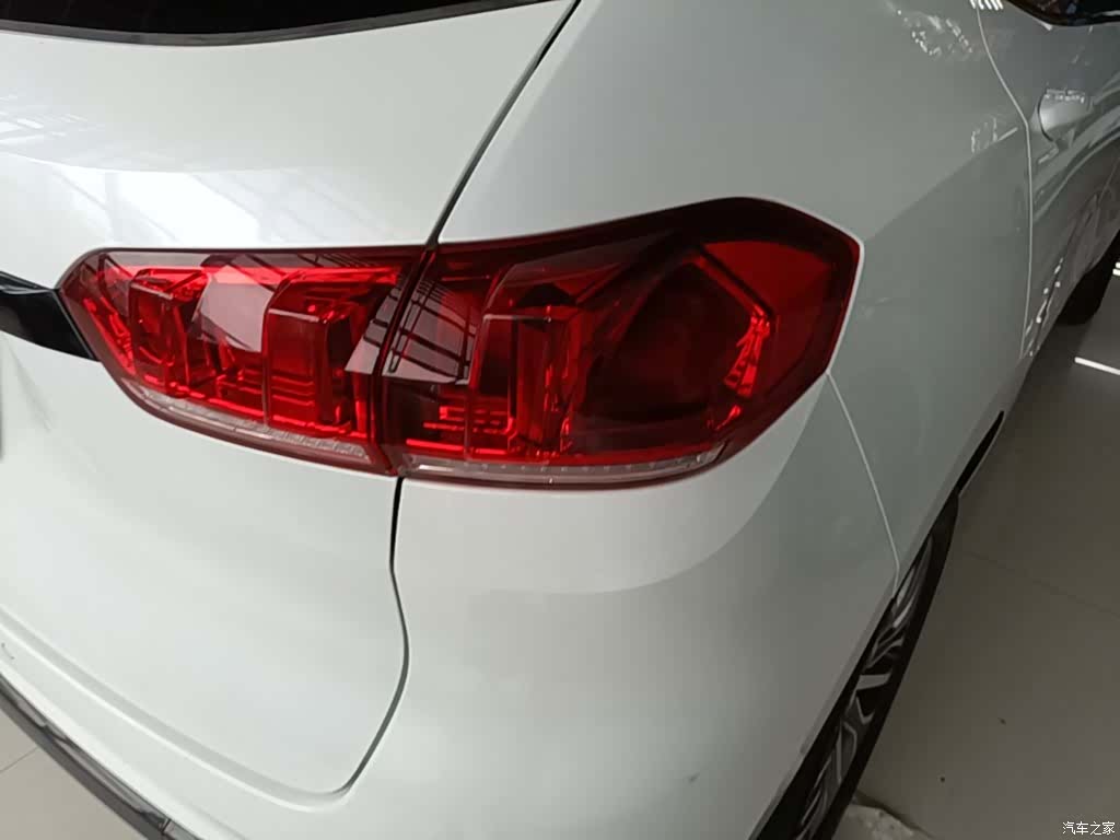 WEY VV5, 2017 7