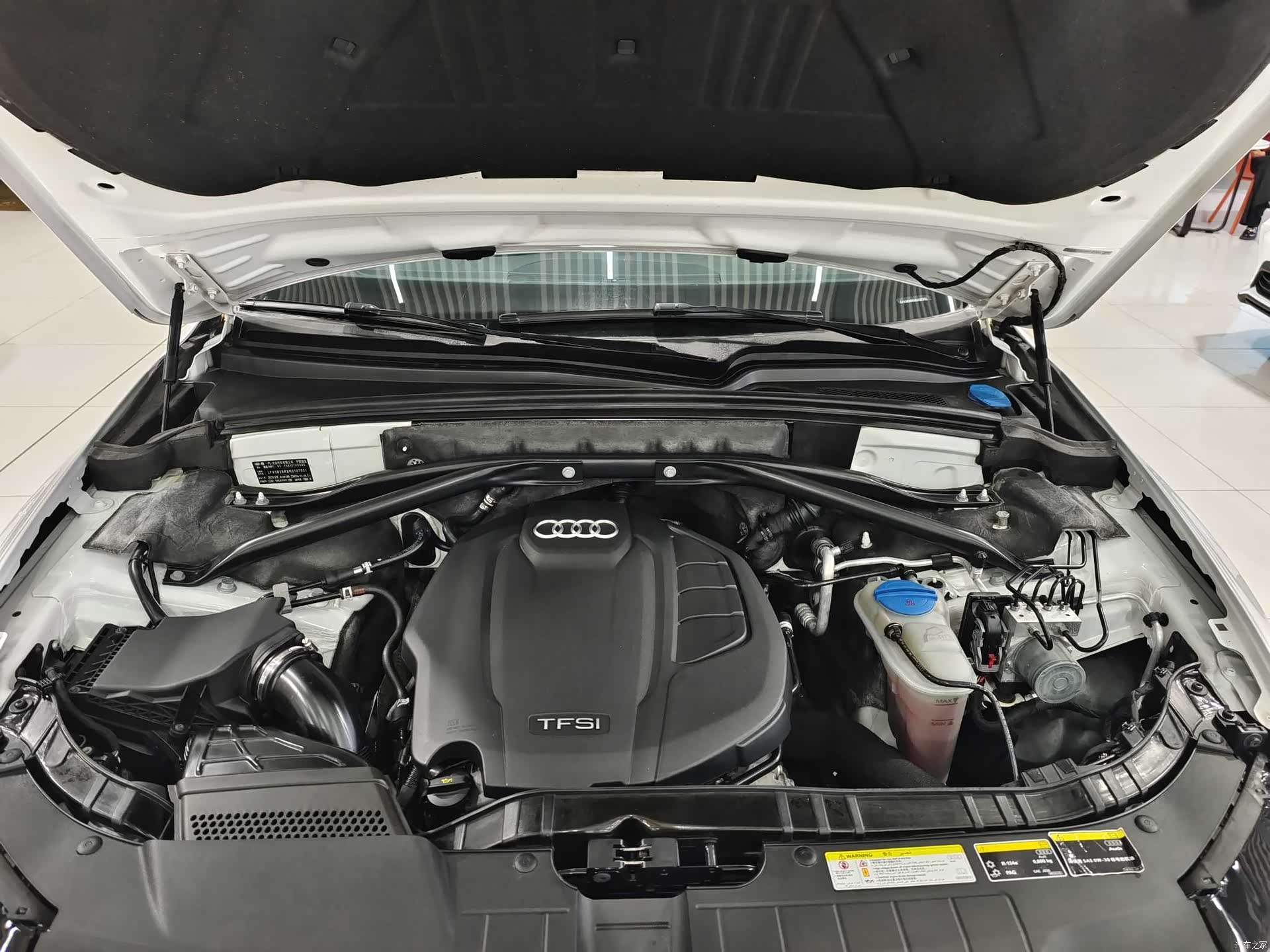 Audi Q5, 2018 11