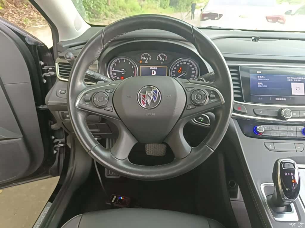 Buick LaCrosse, 2022 11