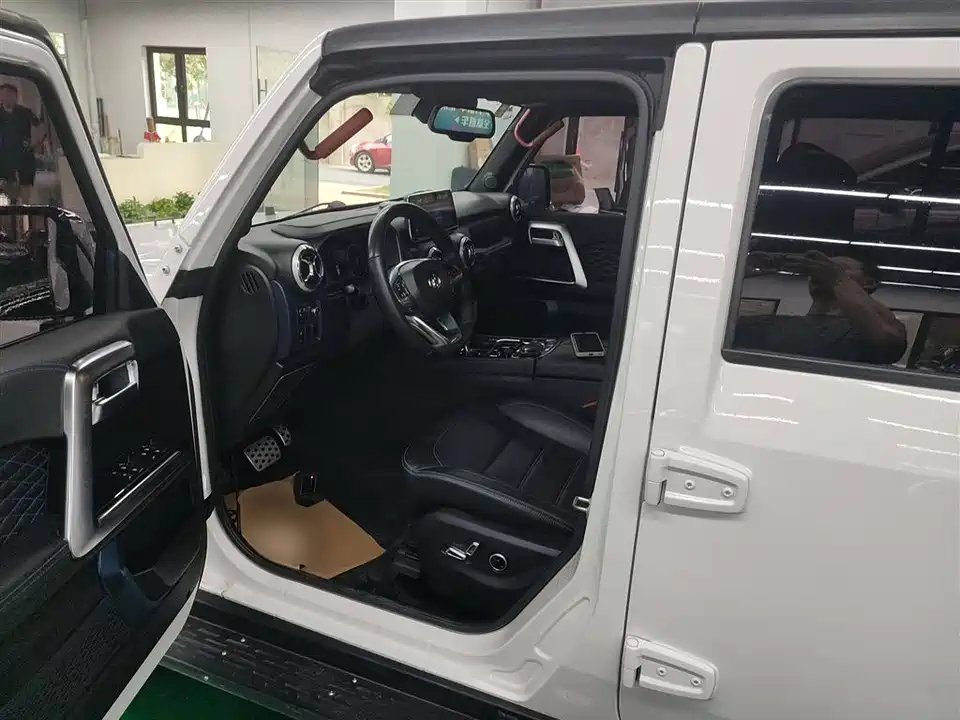 Beijing BJ40