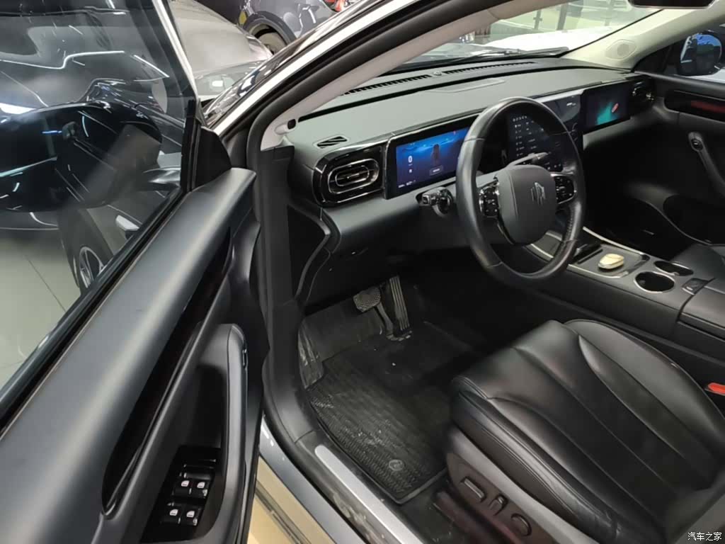 Leapmotor C11, 2022 12